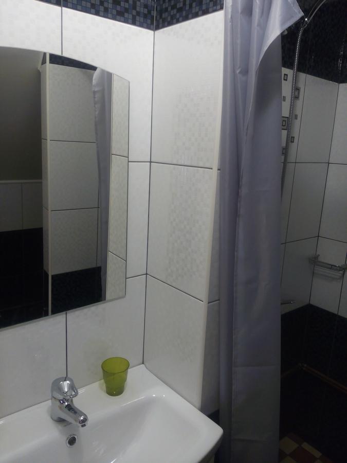 Home Hotel Камианец-Подилский Екстериор снимка
